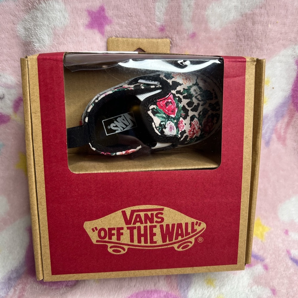 Vans crib shoes